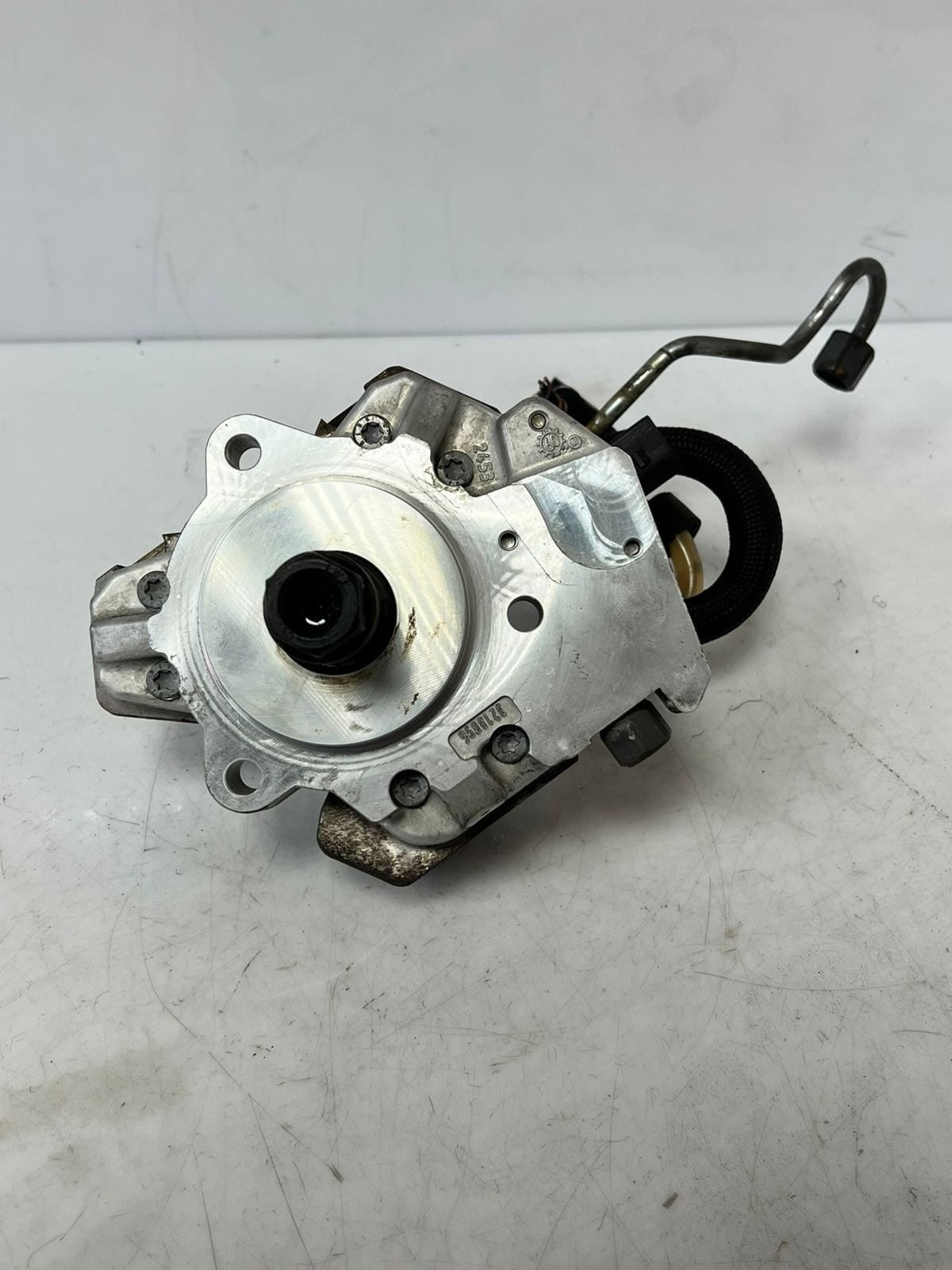 BMW E60, E61, E87, E90 3.0 diesel 330D 530D High Pressure Fuel Pump 7798333 OEM