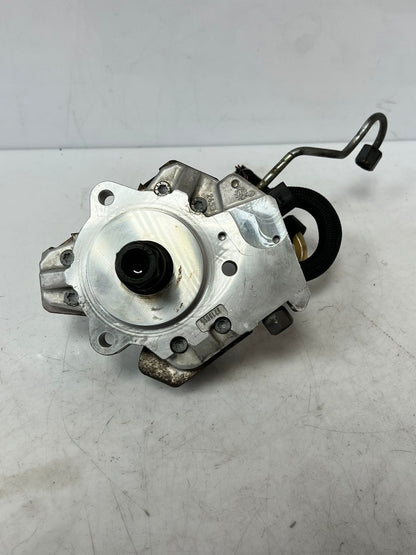 BMW E60, E61, E87, E90 3.0 diesel 330D 530D High Pressure Fuel Pump 7798333 OEM