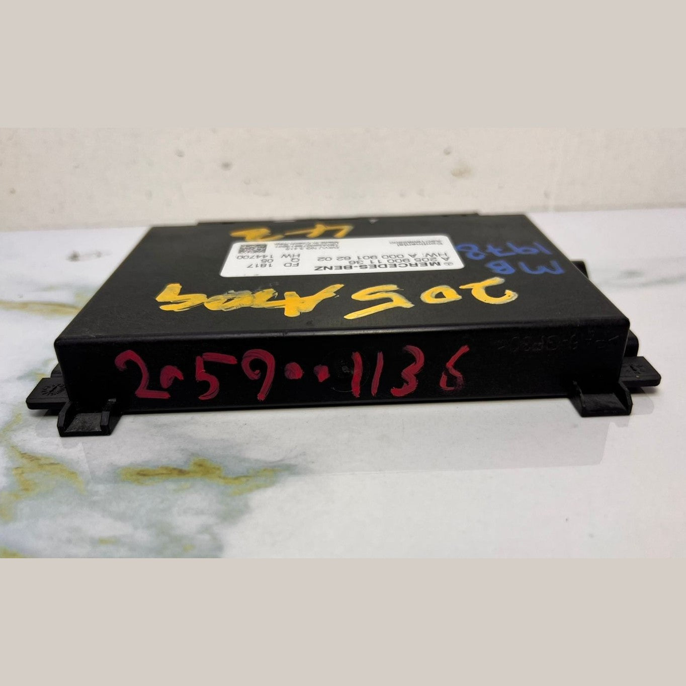 Mercedes-Benz Transmission Control Unit A 205 9001136 W205 C-Class