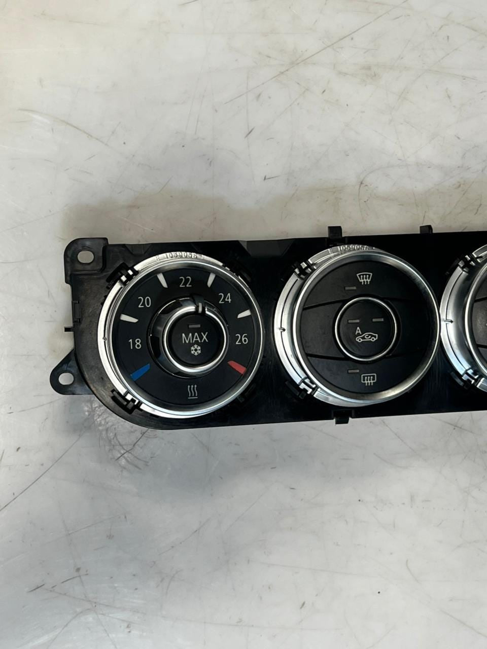2009-2016 BMW Z4 E89 35IS Automatic Air Conditioning Control Unit 9205359 OEM