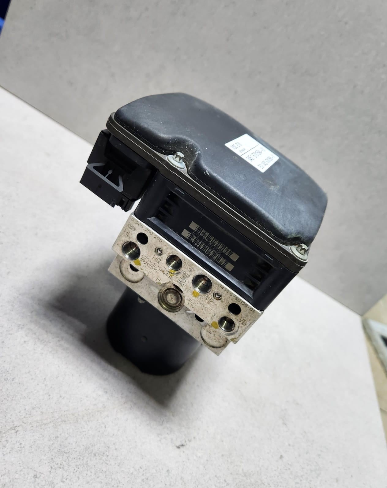2007-2013 BMW X5 Abs Control Module 6781594 X5 E70 and X6 E71
