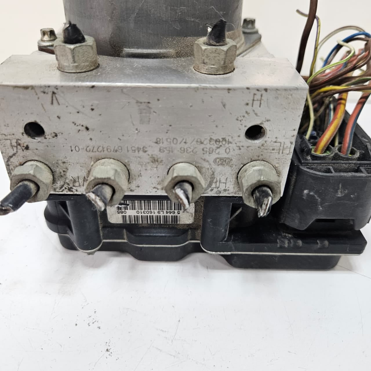 2010-2015 BMW X1 E84 ABS Pump 6795188 USED