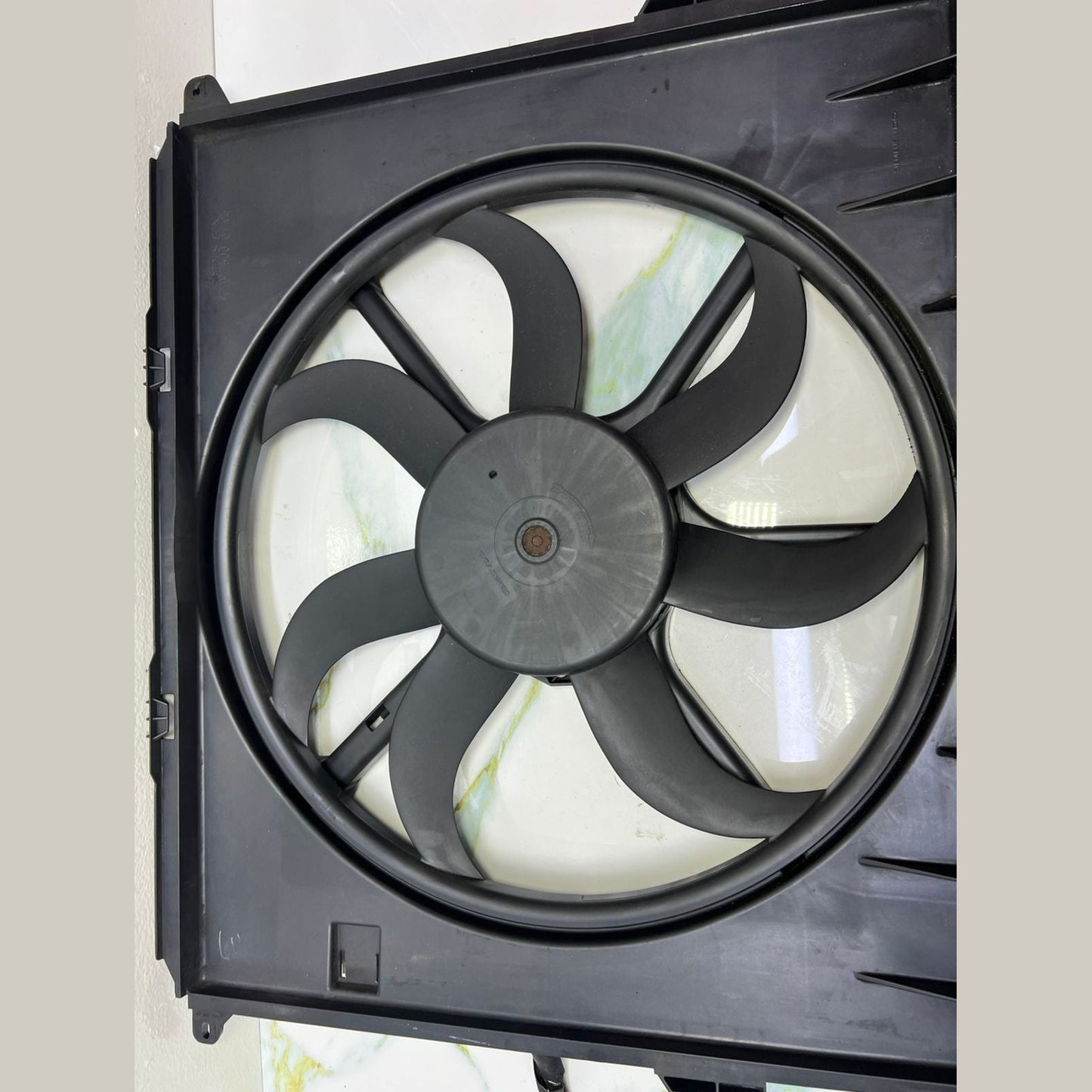 2006 Mercedes-Benz R350 Radiator Fan A 164 500 01 93