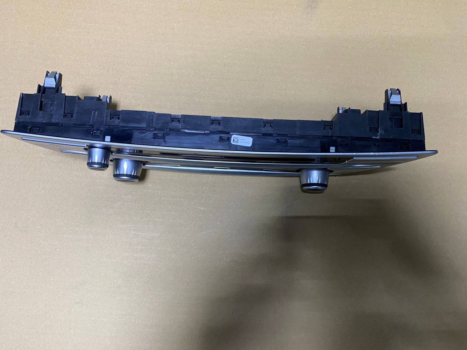 BMW Air Conditioning Control Panel 6822774 7 Series G11 G12 models AC SWITCHES