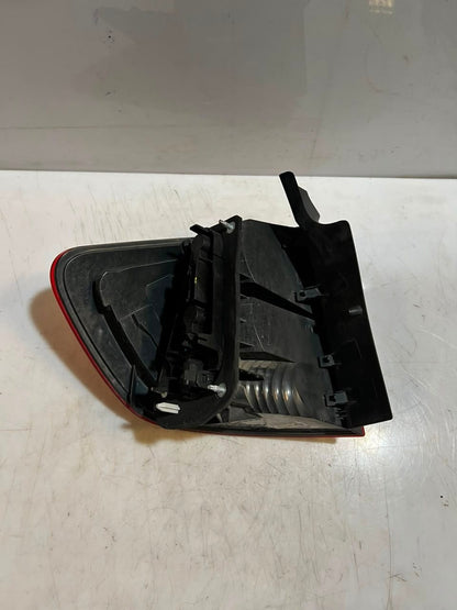 2012-2014 BMW X1 E84 Tail Light Assembly RIGHT SIDE BACK LIGHT 2990110 ECE