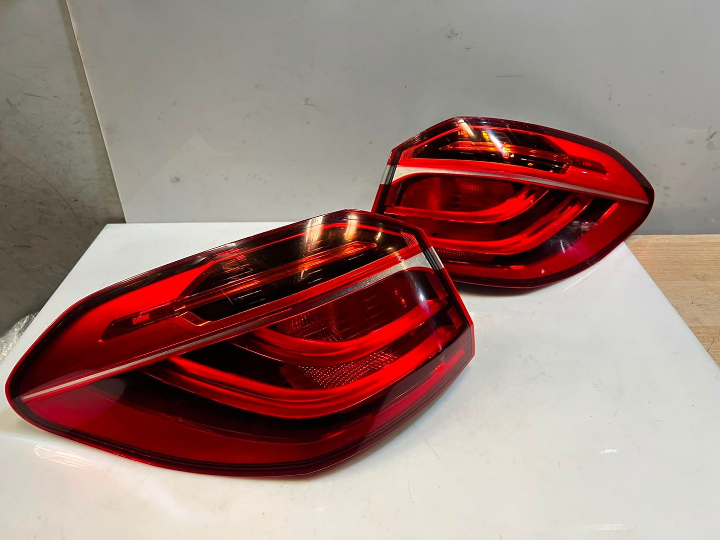 BMW 2' F46 Rear Light Right LEFT BACK LIGHT SET 7330474 7330473 EM