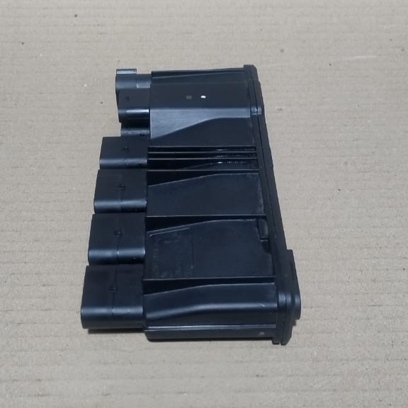BMW X3 G01 INTEGRATED SUPPLY POWER DISTRIBUTION MODULE OEM 8638551