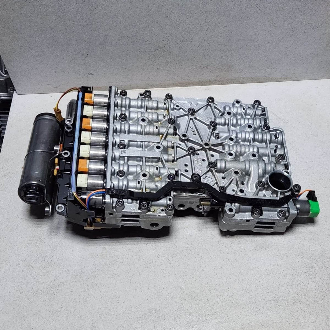 2011-2015 BMW F30 320I 8HP45 MECHATRONIC Control Unit 0260550046 F10 528iX 