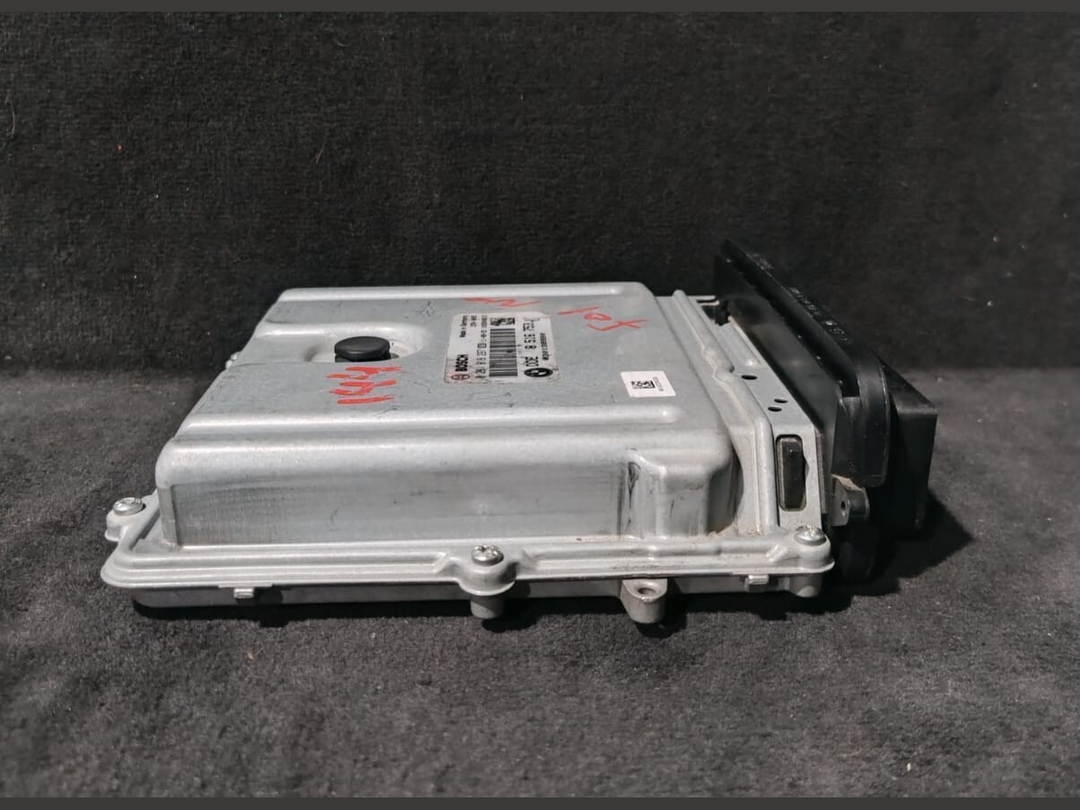 BMW 5, 7 SERIES F01 F07, F02 N57 ENGINE CONTROL UNIT ECU ECM DDE 8516753