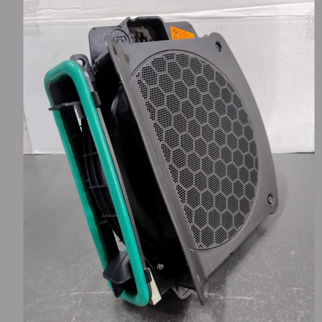 OEM BMW M3 M4 G80 G82 G83 Right Side Central Bass Subwoofer 2622490 2021 - 2023