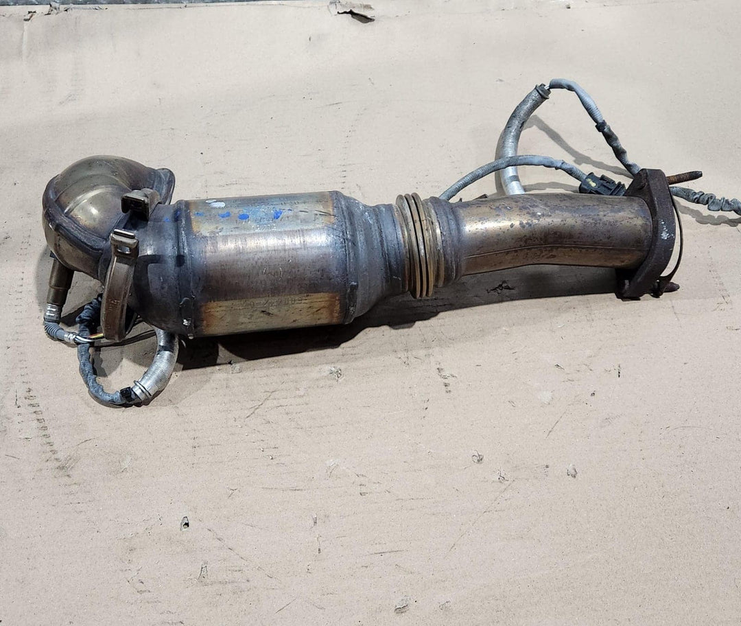 2009-2012 BMW 7 Series Catalytic Converter 7581565 7 Series 740LI F02