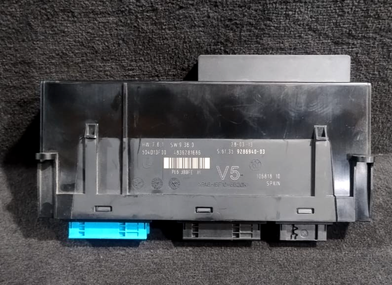 BMW 7 SERIES F01 LCI ECU BODY CONTROL MODULE JUNCTION BOX JBBFEIII V5 9286940