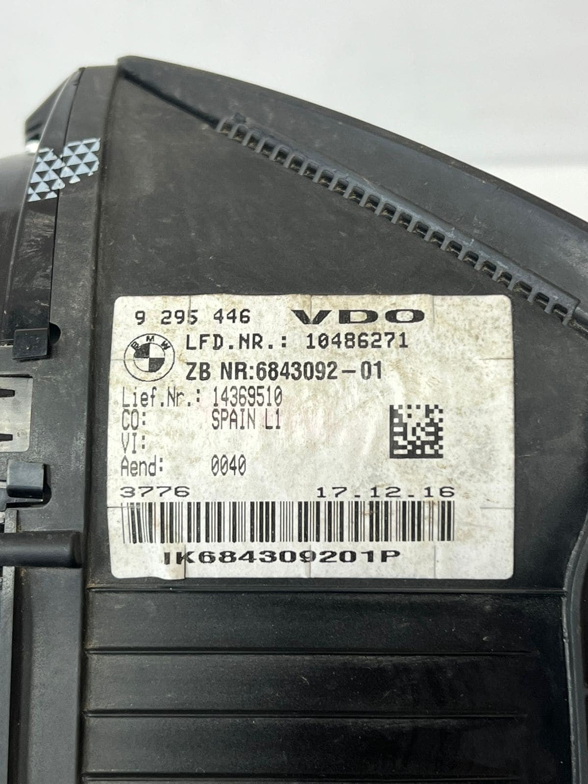 BMW 1 Series F52 sedan SPEEDOMETER Instrument Cluster 6843095 OEM