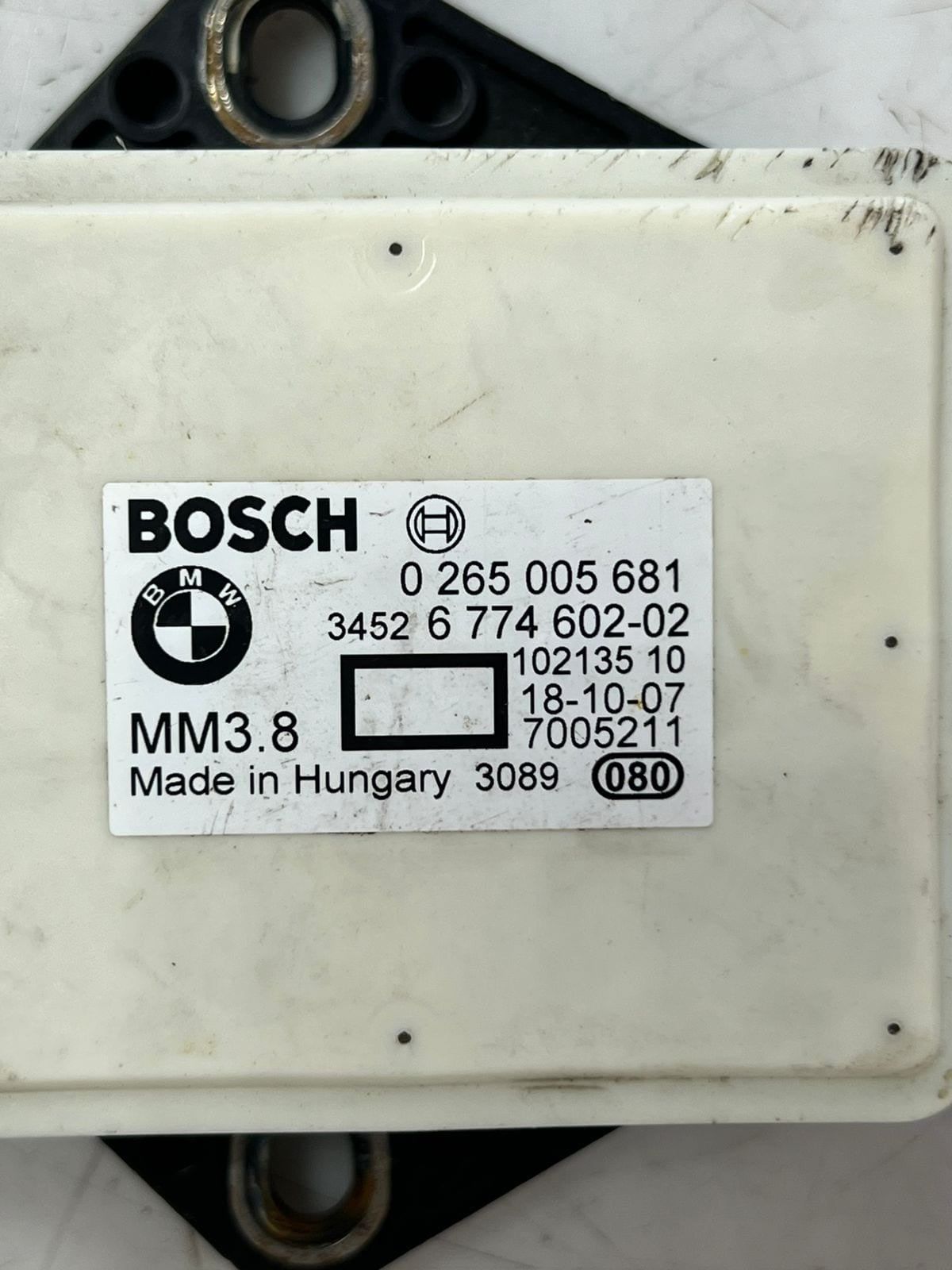 2008-2010 BMW 535i E60 E61 E63 E64 E90 528I 530XI X5 Yaw Rate Sensor 6774602 OEM