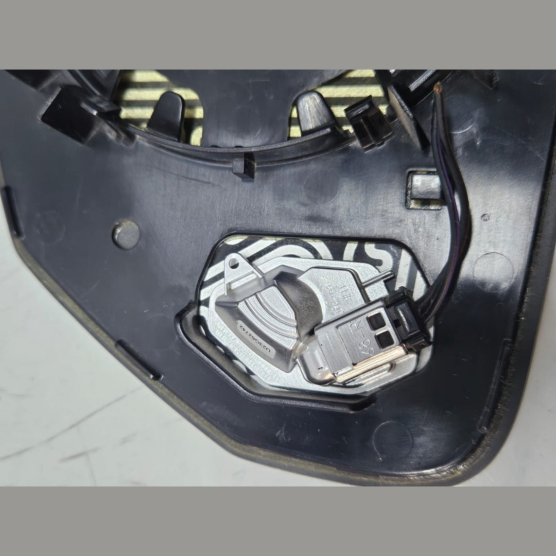 BMW U06 X1 U11 X2 U10 GENUINE RIGHT Mirror glass Heating Blind RH 5A18088