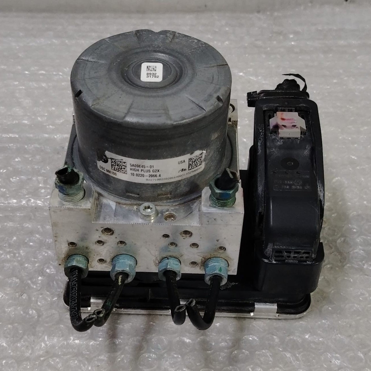OEM BMW 3 SERIES G20 G21 ABS PUMP CONTROL MODULE 5A09E45 5A09E46