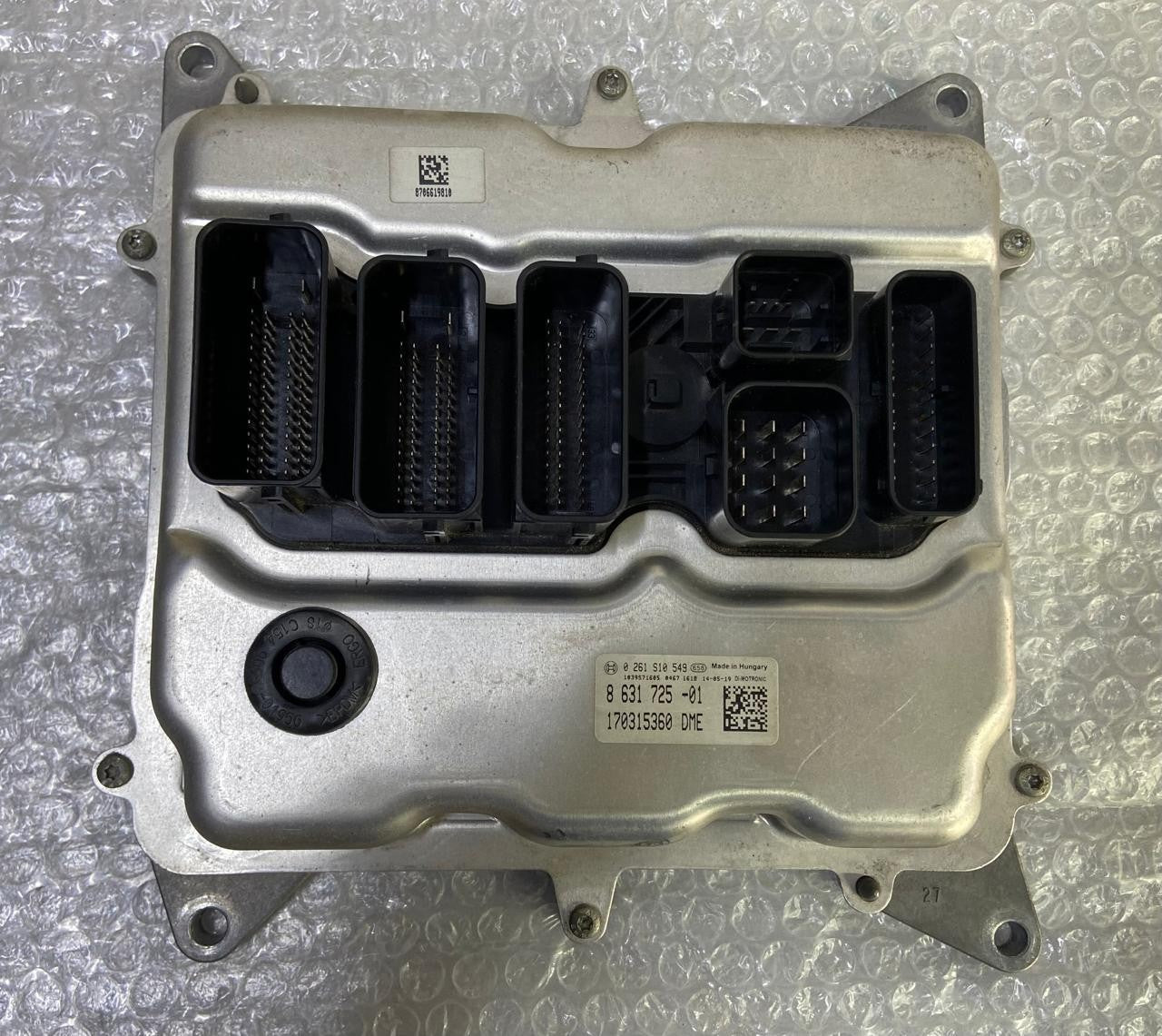 OEM BMW F22 N20 ENGINE CONTROL UNIT DME ECU SET 8631725 BOSCH