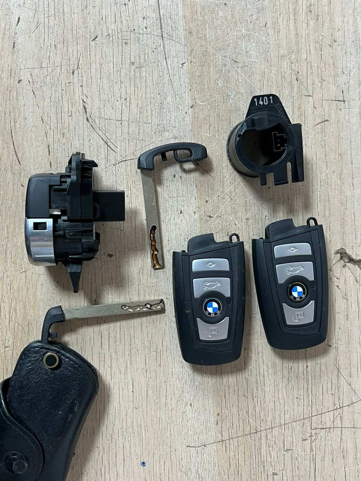 2011-16 BMW F10 520i N20 Engine Control Module ECU DME Set+2keys 7643312 OEM 