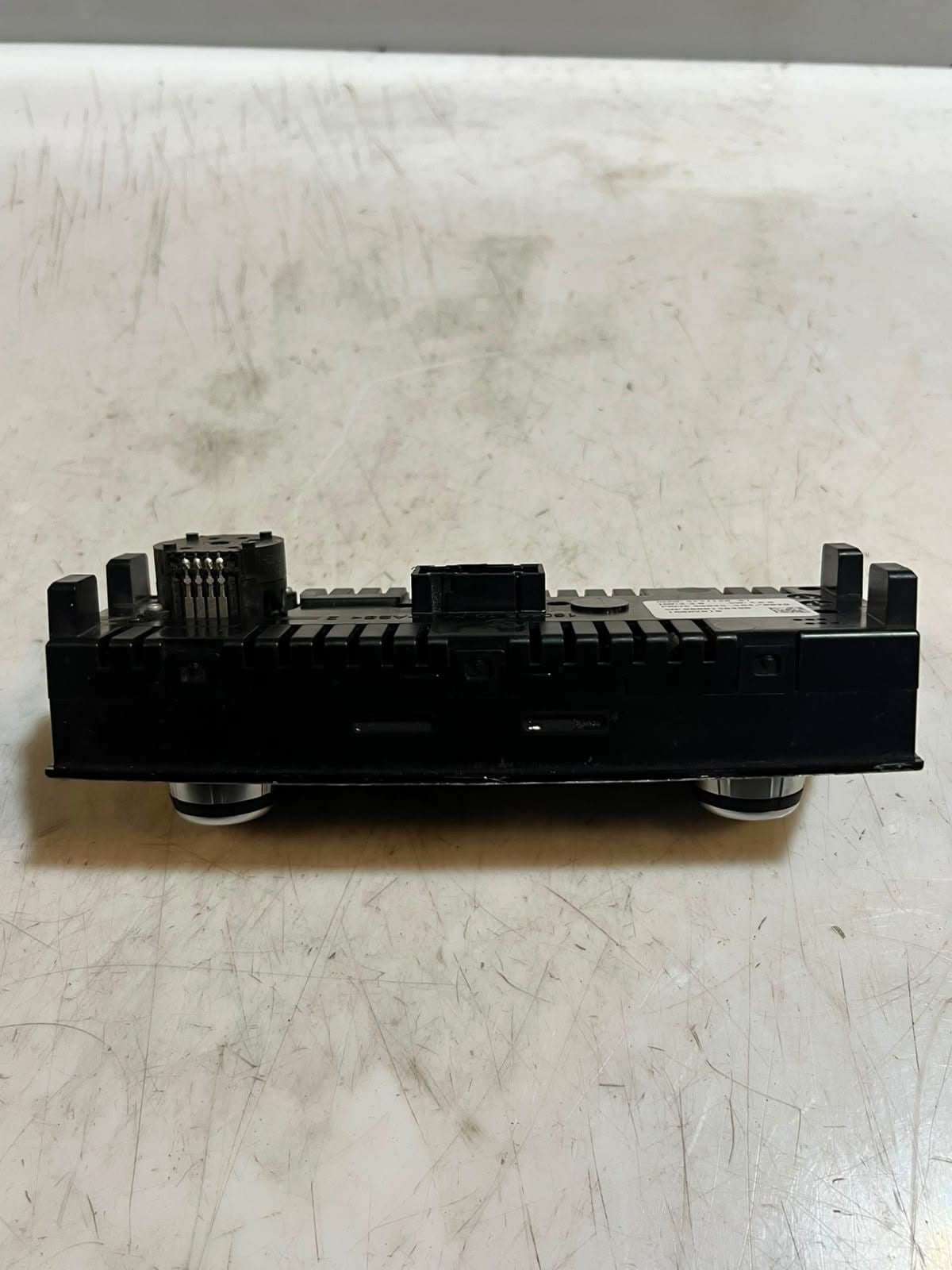 2009-2015 BMW 7 Series F01 F02 F03 F10 F11 F04 750i Climate Control Unit 9237120