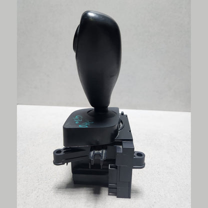 2018-2019 BMW 530e Automatic Gear Selector Shifter 7947692 5 Series G30 G31 RHD