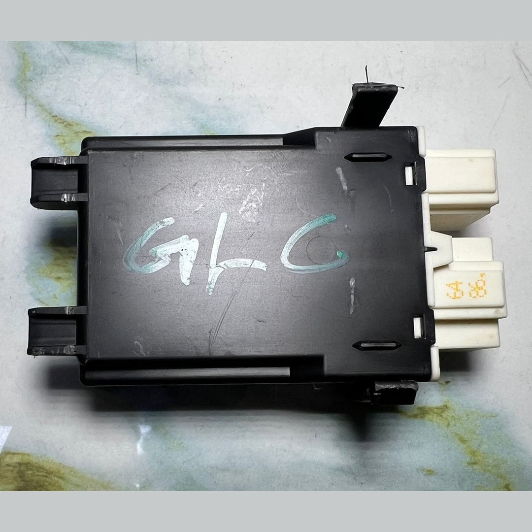 2017 Mercedes GLC43 AMG Rear Seat Heating Control Module A2229005212 S-Class