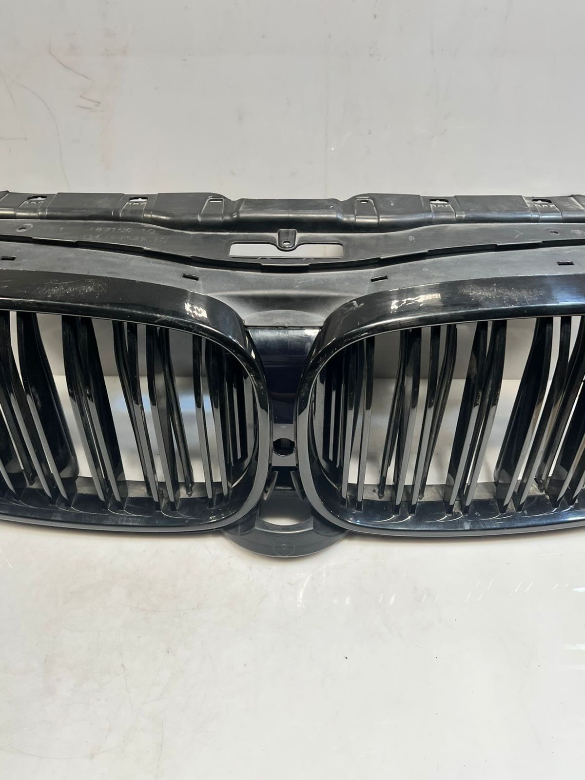 2019-2022 BMW 330i 3 5 7 Series G20 G30 G11 G12 Air Shutter Grille 187156 OEM