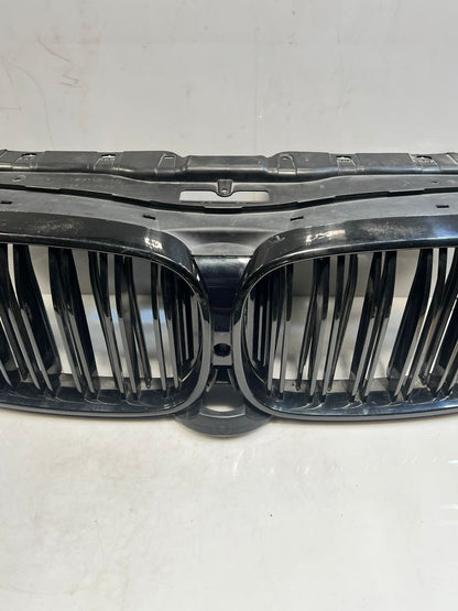 2019-2022 BMW 330i 3 5 7 Series G20 G30 G11 G12 Air Shutter Grille 187156 OEM