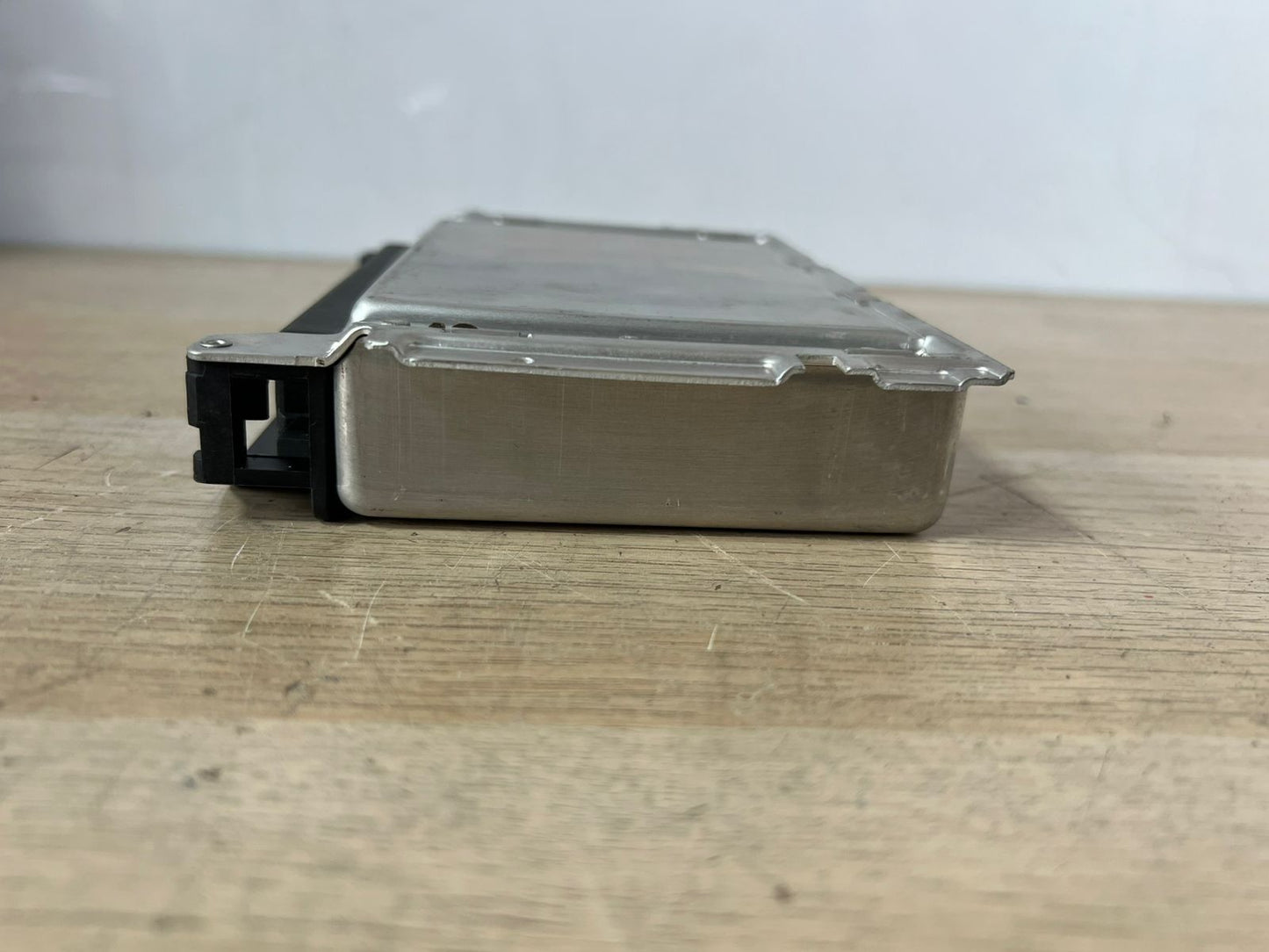 1999-2000 BMW 528i Transmission Control Module 1423505 E39 5 Series 528i 
