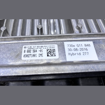 BMW 730e G11 B48 hybrid 30-08-2016 ENGINE CONTROL UNIT SET + KEY 8682564