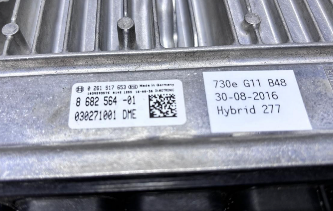 BMW 730e G11 B48 hybrid 30-08-2016 ENGINE CONTROL UNIT SET + KEY 8682564
