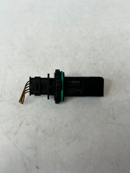 2010-2013 BMW 550i, 650i, 750i, and X6 4.4L Mass Air Flow Sensor 7566990 OEM