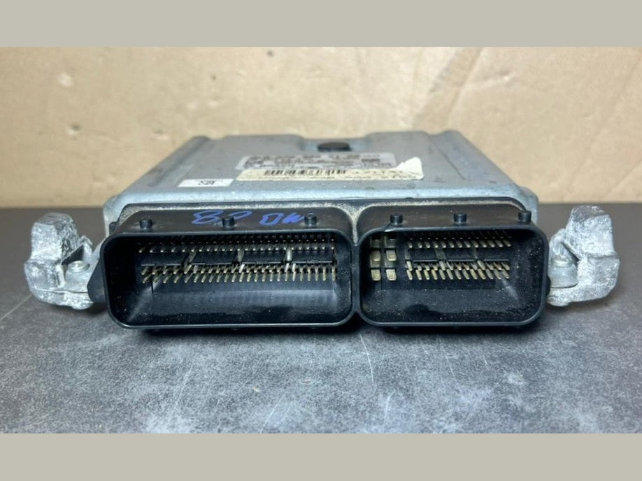 12-18 Mercedes W246 CLA GLA Engine Control Module Unit ECM ECU A270 9002100 OEM
