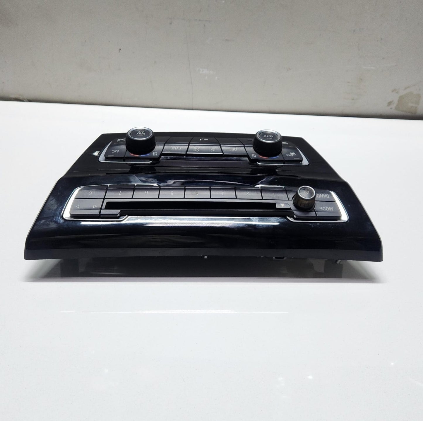 2016-2018 BMW X1 Head Unit Multimedia Control 9371456 X1 F48 F49 OEM