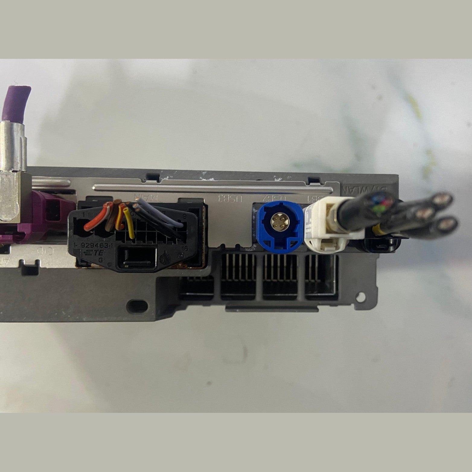 OEM BMW G07 X7  SA609 Audio Head unit MGU22 HU DAB USED 5B37391 01