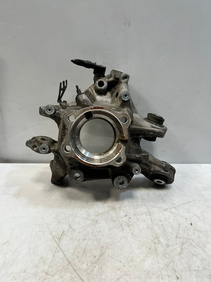 BMW 8 Series G14 G15 G16 Rear Wheel Hub Carrier Rear Left SPINDLE 6850563 OEM