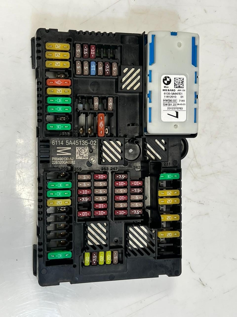 2022-2024 BMW iX 120 Power Distribution Fuse Box Module 5A45135 OEM