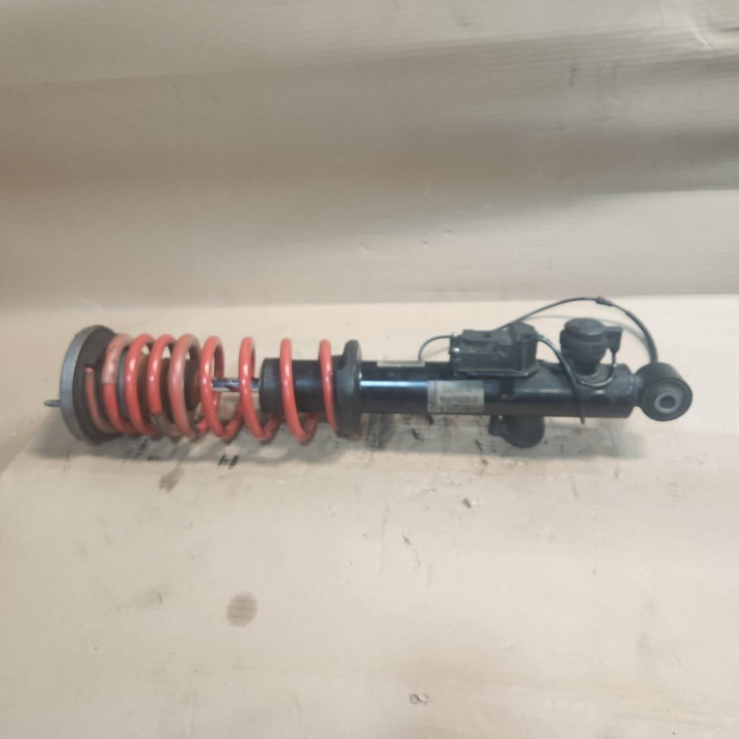 2010-2012 BMW 750i Rear Shock Absorber 6791674 7 Series F01 F02