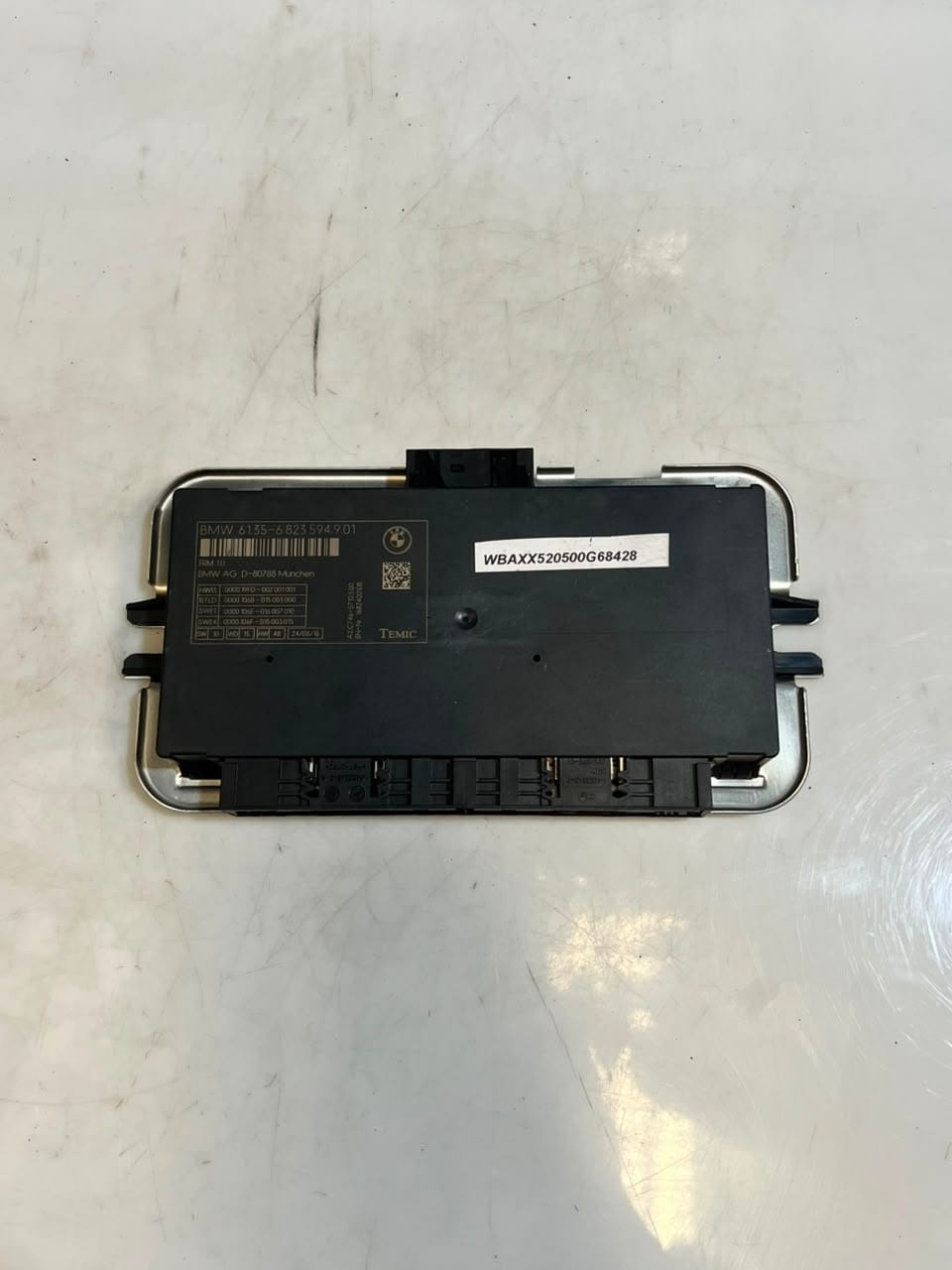 2017 BMW X3 F25 FRM3 TEMIC Footwell Light Control Module 6823594 OEM