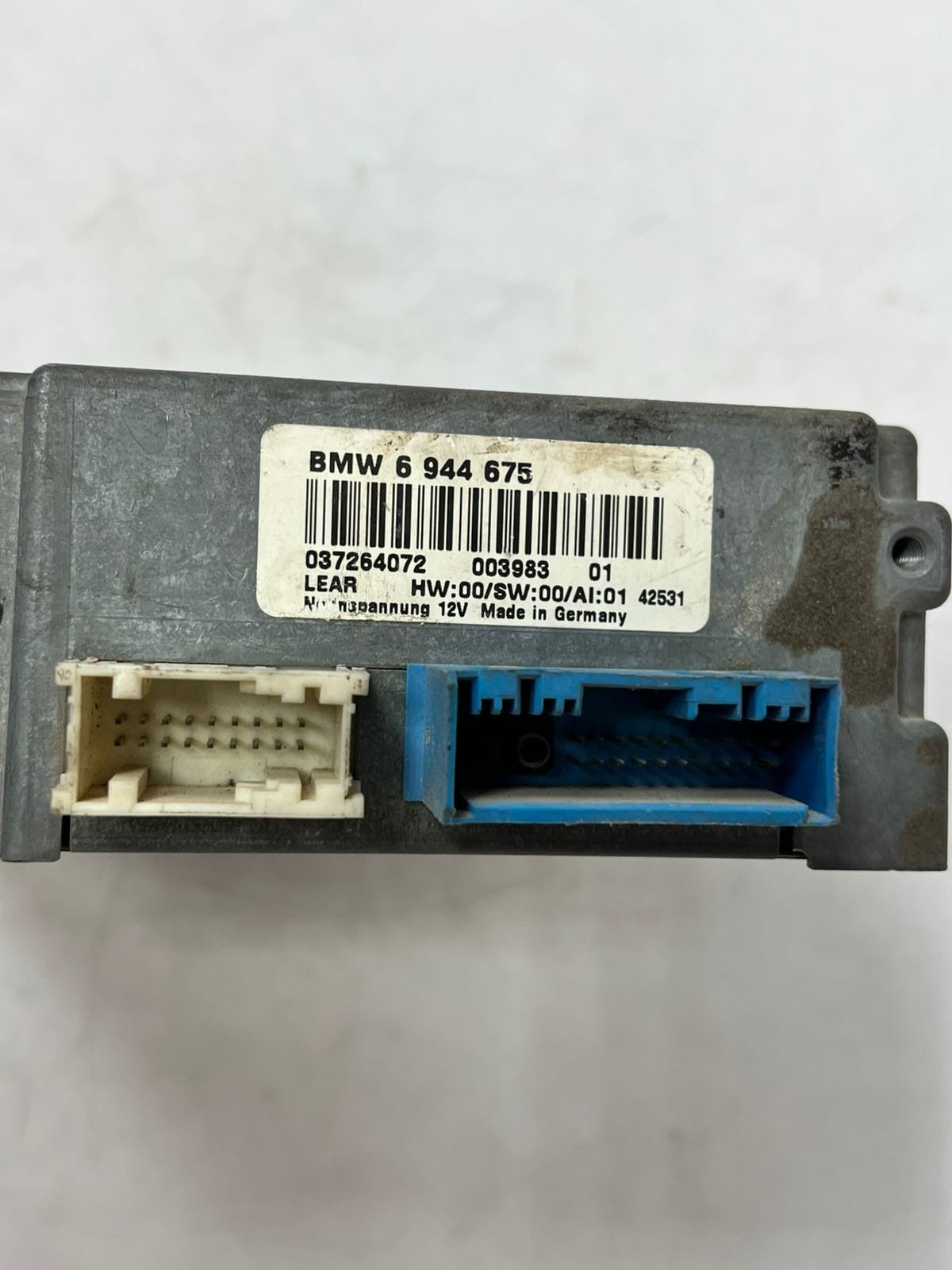 2004-05 BMW 7' 745i 745Li 750Li 760i Rear Video Dvd Control Module 6944675 OEM 