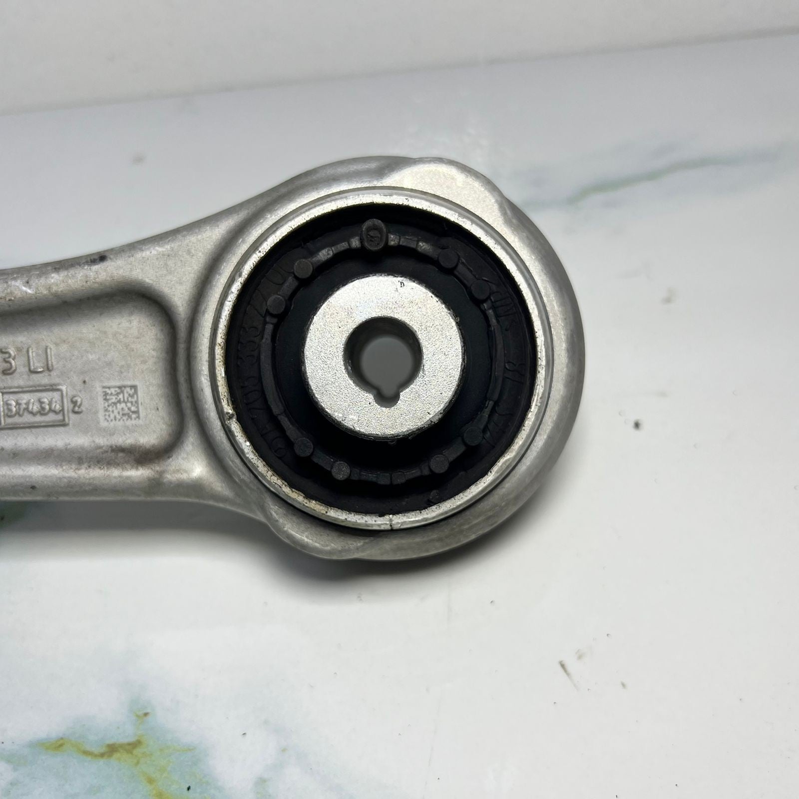 14-18 Mercedes W205 C-Class C300 C350 Front Left Side Suspension Control Arm