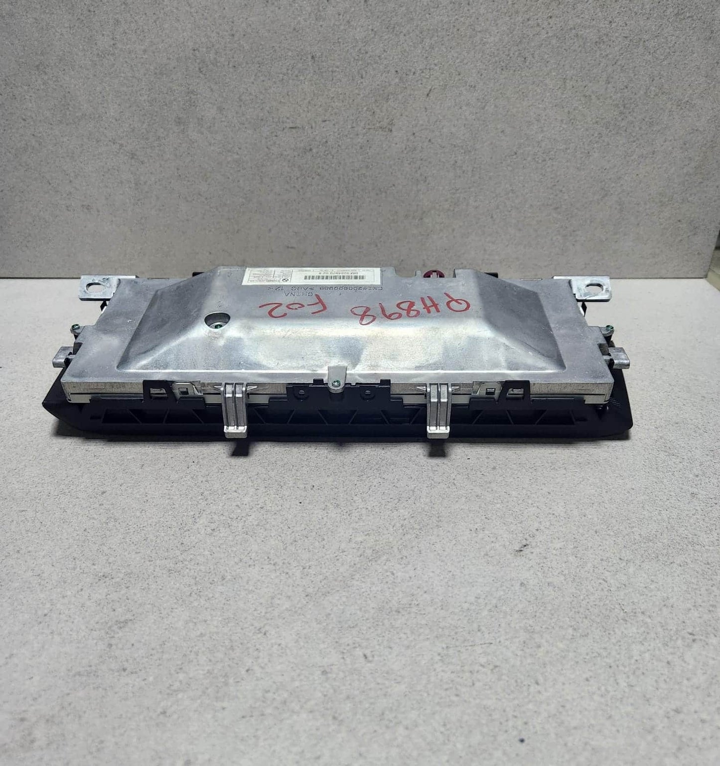 BMW Central Information Display Screen Monitor 9284970 7 Series F01 F02 LCI