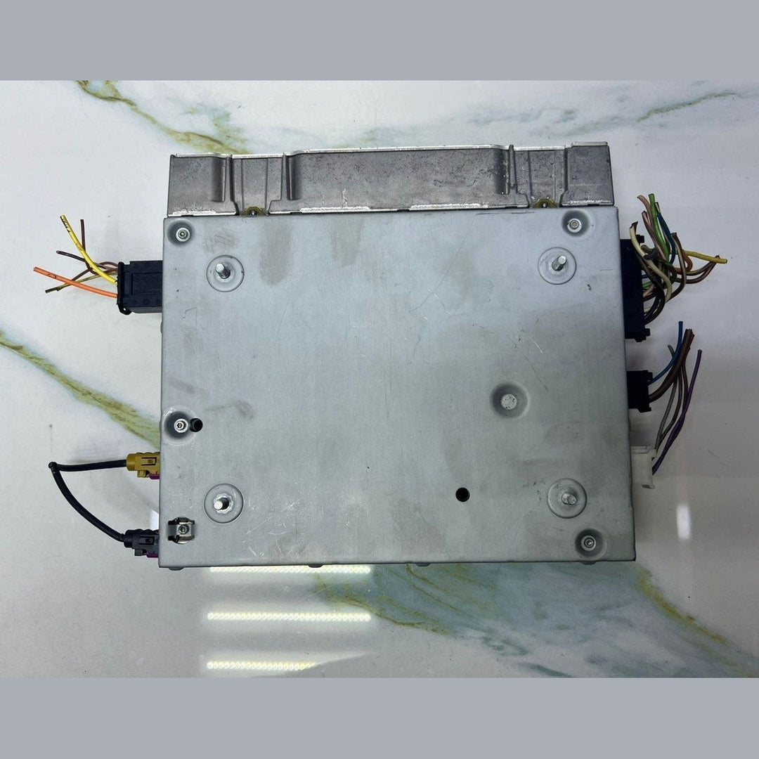 2006-2008 Mercedes-Benz W211 E-Class E350 Amplifier A 211 870 69 89