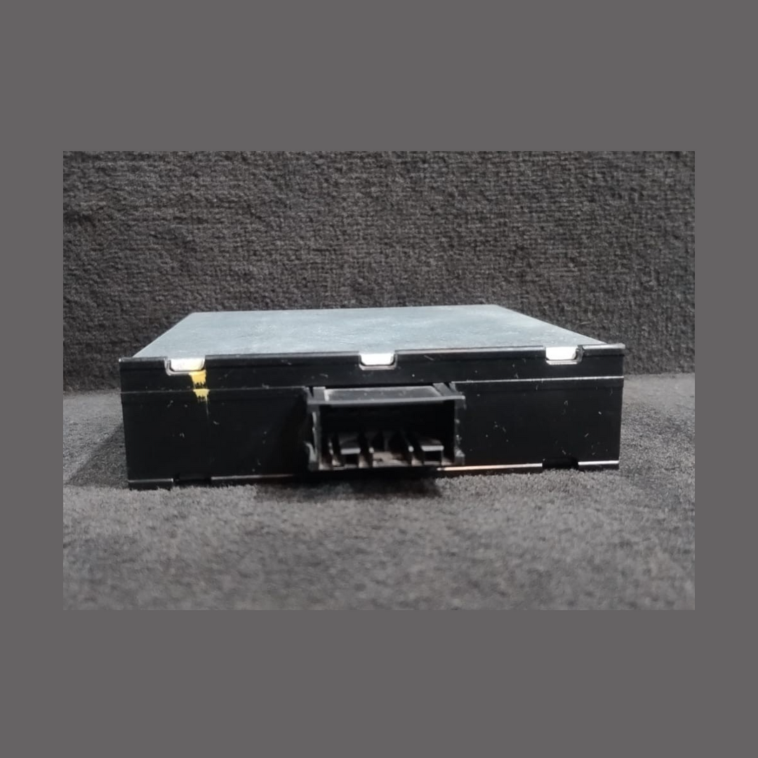 BMW F10 F11 F30 VOLTAGE CONVERTER CONTROL MODULE ECU P/N - 9251984