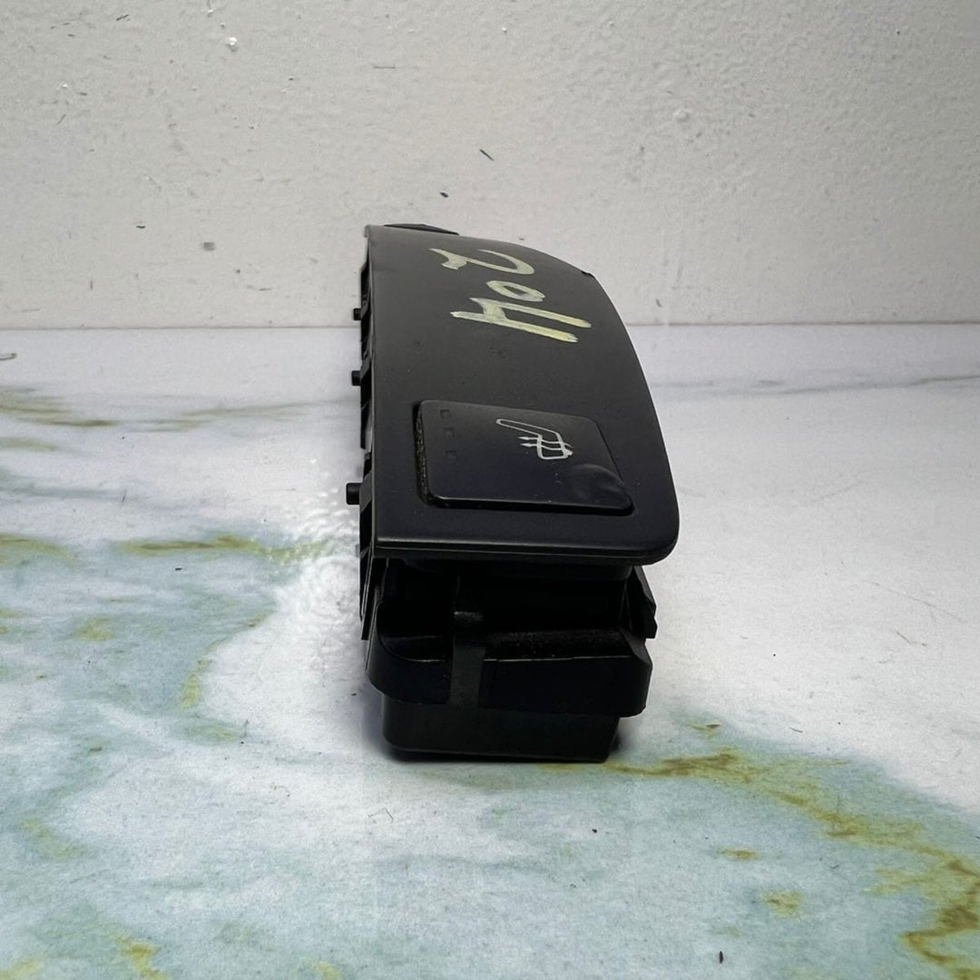 Mercedes Seat Heating Switch A2048705910 2008-2010 C-Class W204