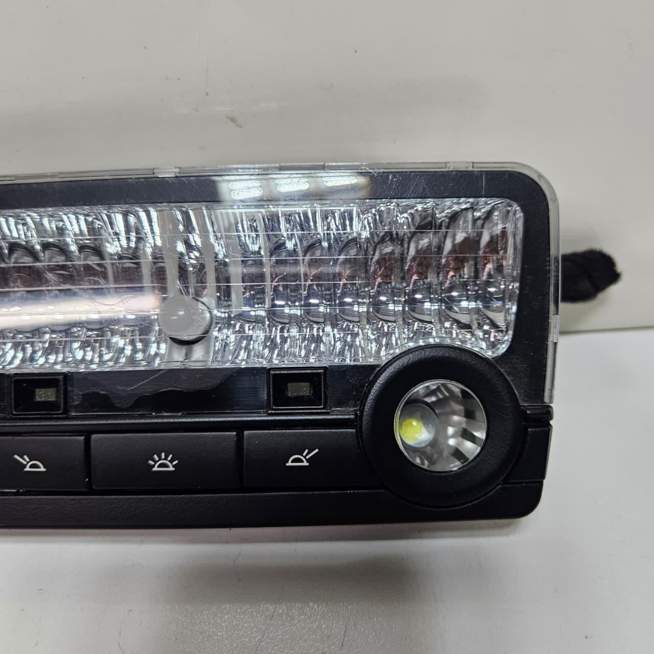 2011-2016 BMW F07 F10 F11 F01 F02 535i xDrive Rear Dome Reading Light 9240763