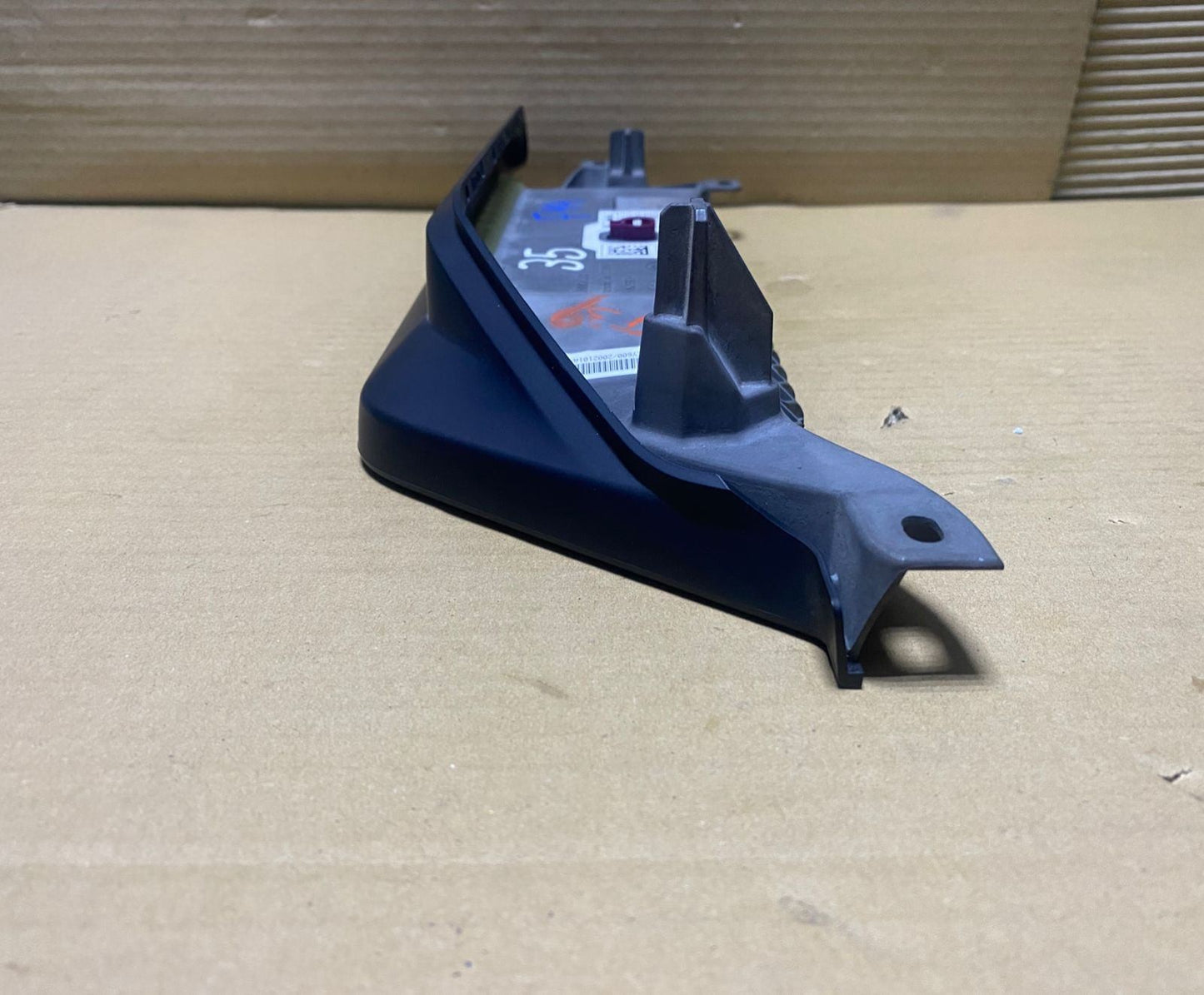 BMW Display 8720752 1 Ser F40 2 Ser F44  228i 2019-24 LHD 8.8" touch screen