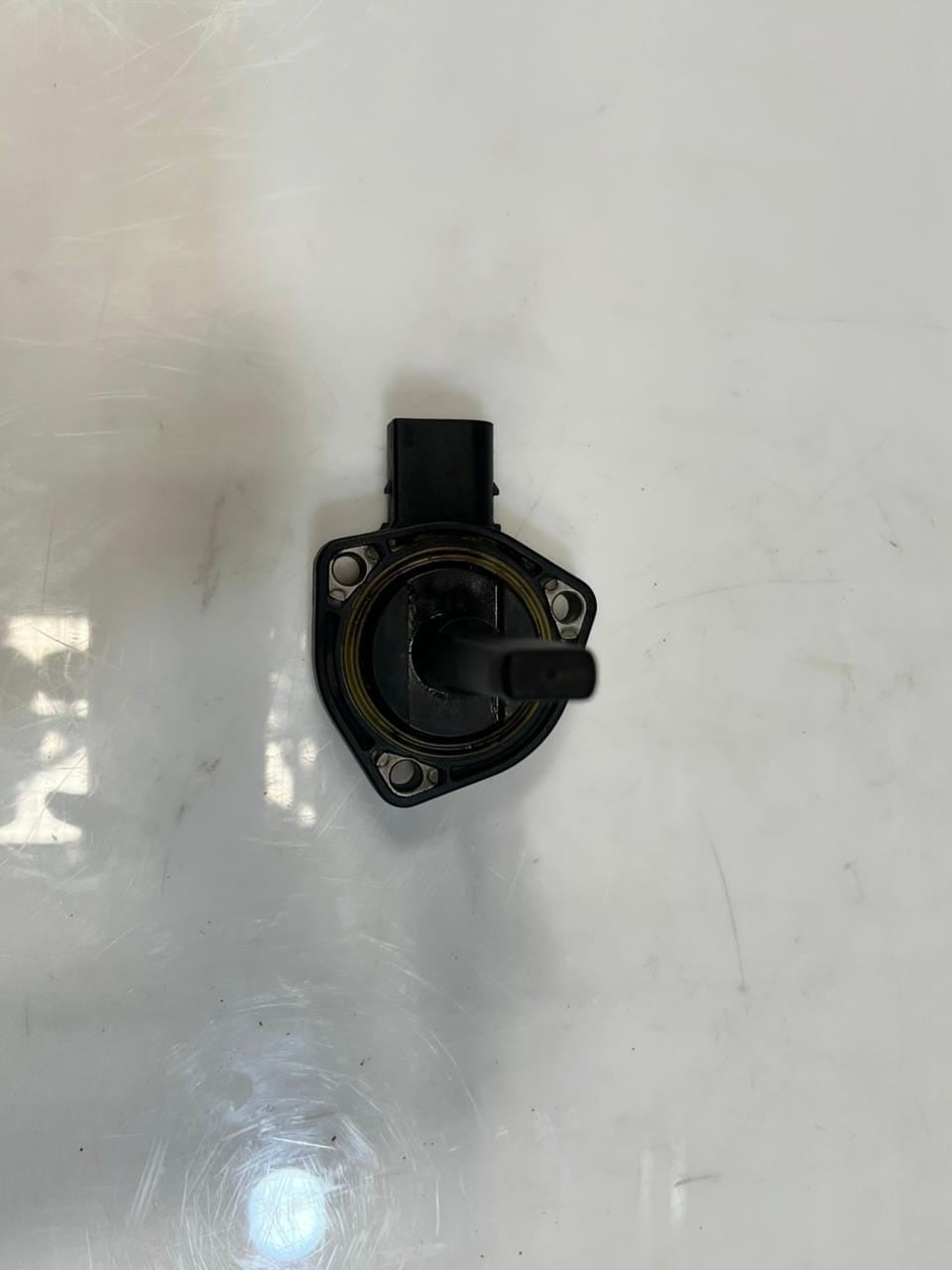 BMW E38 E39 E46 E53 E60 E61 E81 E82 E87 N47 Diesel Sump Oil Level Sensor 7508003