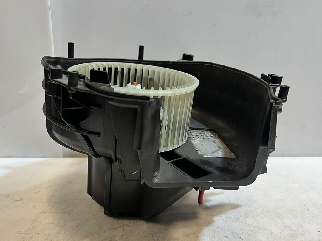 BMW F01 F02 F03 F04 F10 F11 F07 F06 F12 FAN Heater Blower Motor Resistor 9355981