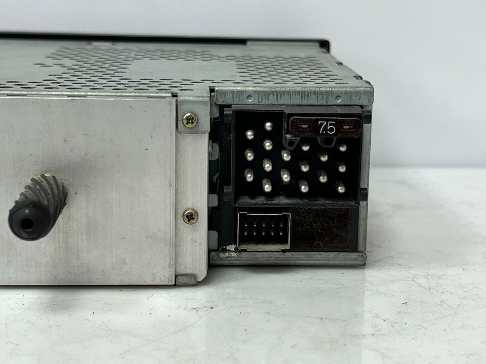 1996-2000 BMW E36 Z3 C33 DIN Radio Am Fm DC 12V Head Unit 8380235