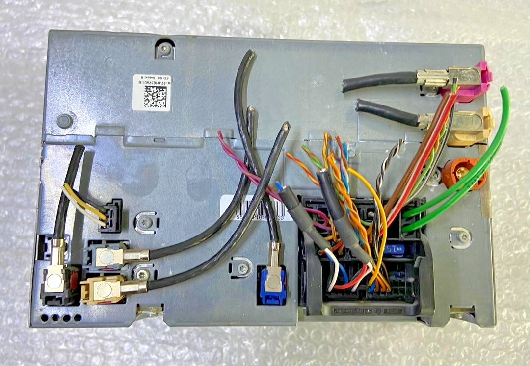 OEM BMW 5 SERIES F07-Head Unit Navigation System Car Computer CD Player 9237226